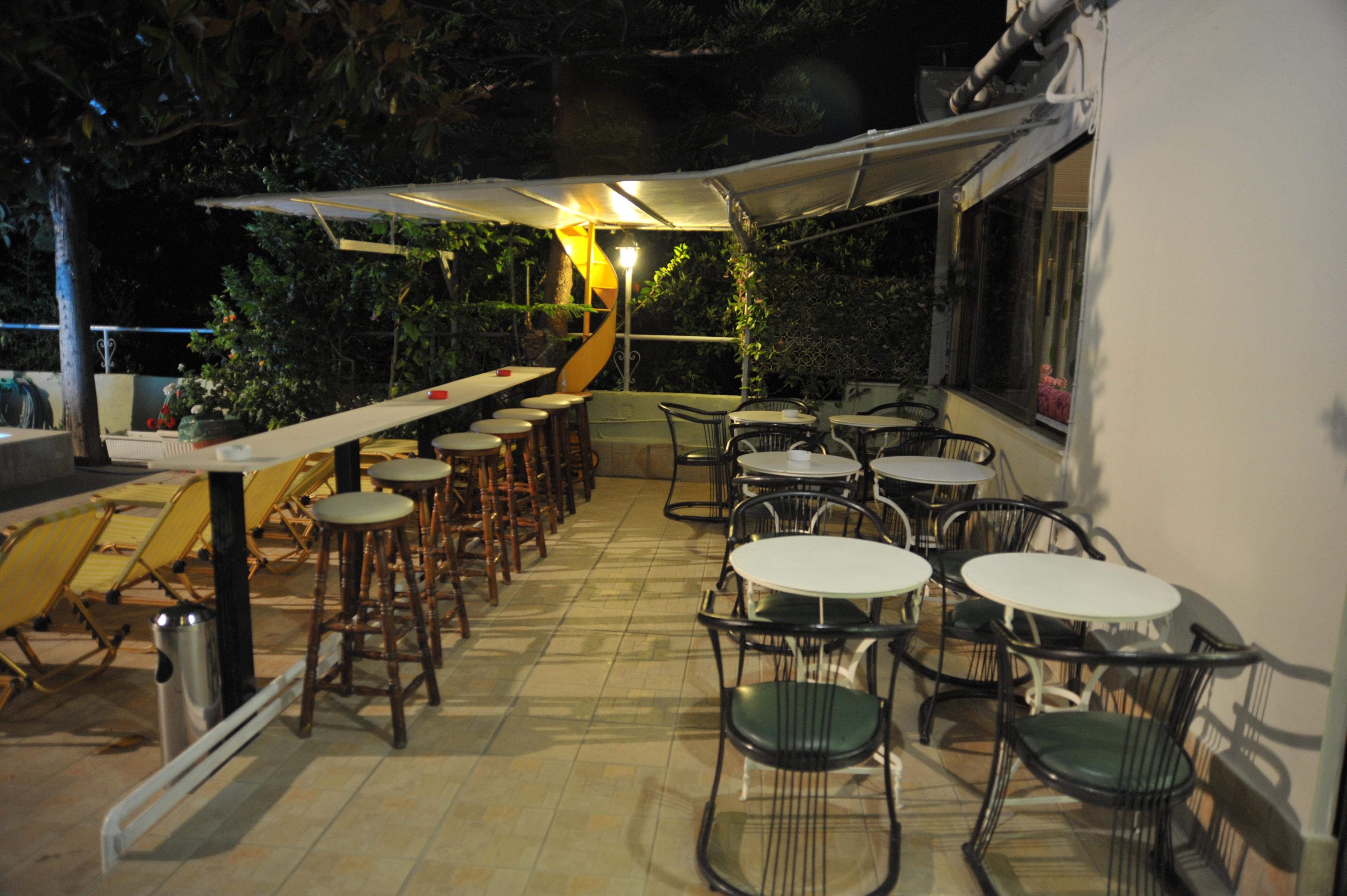 Anseli Hotel เกรมาสตี ภายนอก รูปภาพ