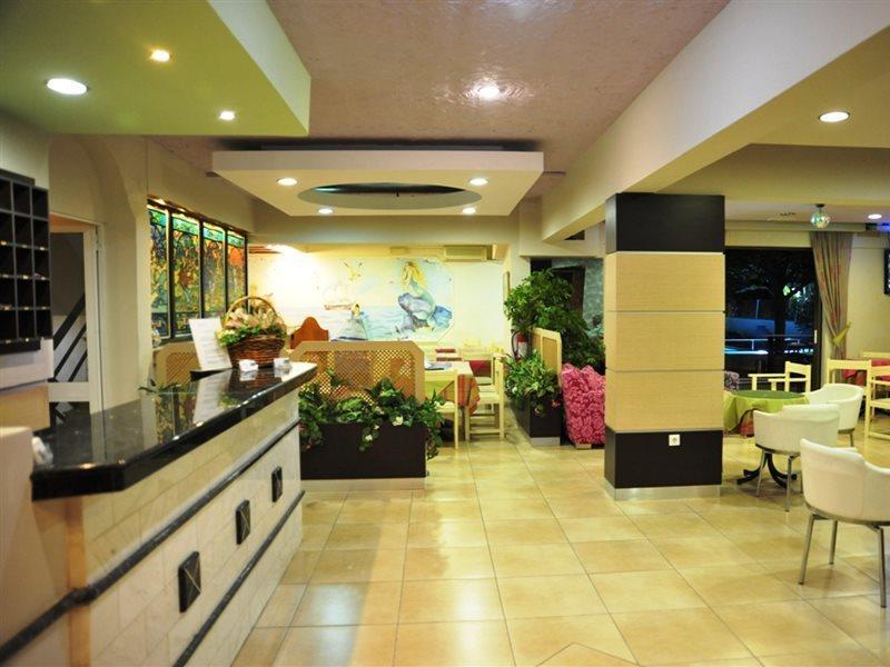 Anseli Hotel เกรมาสตี ภายนอก รูปภาพ